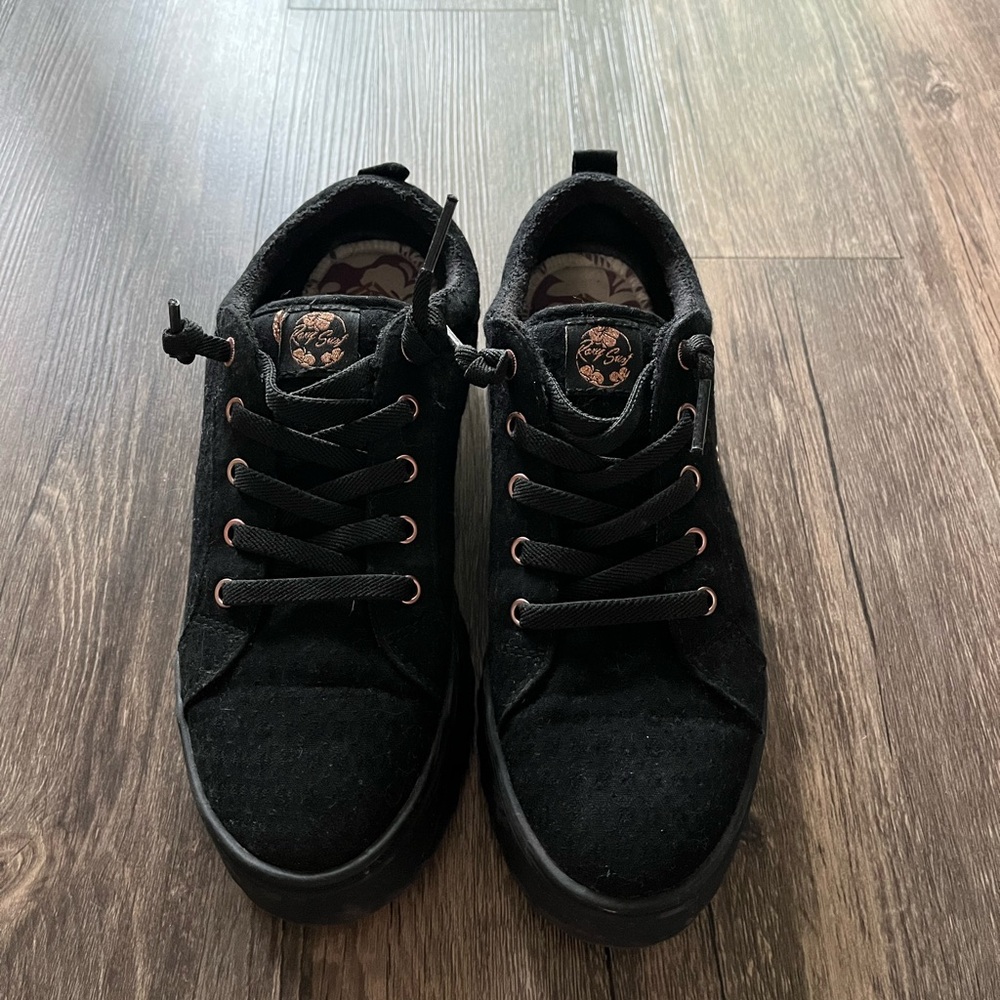 Roxy Black Platform Sneakers Sz 7.5